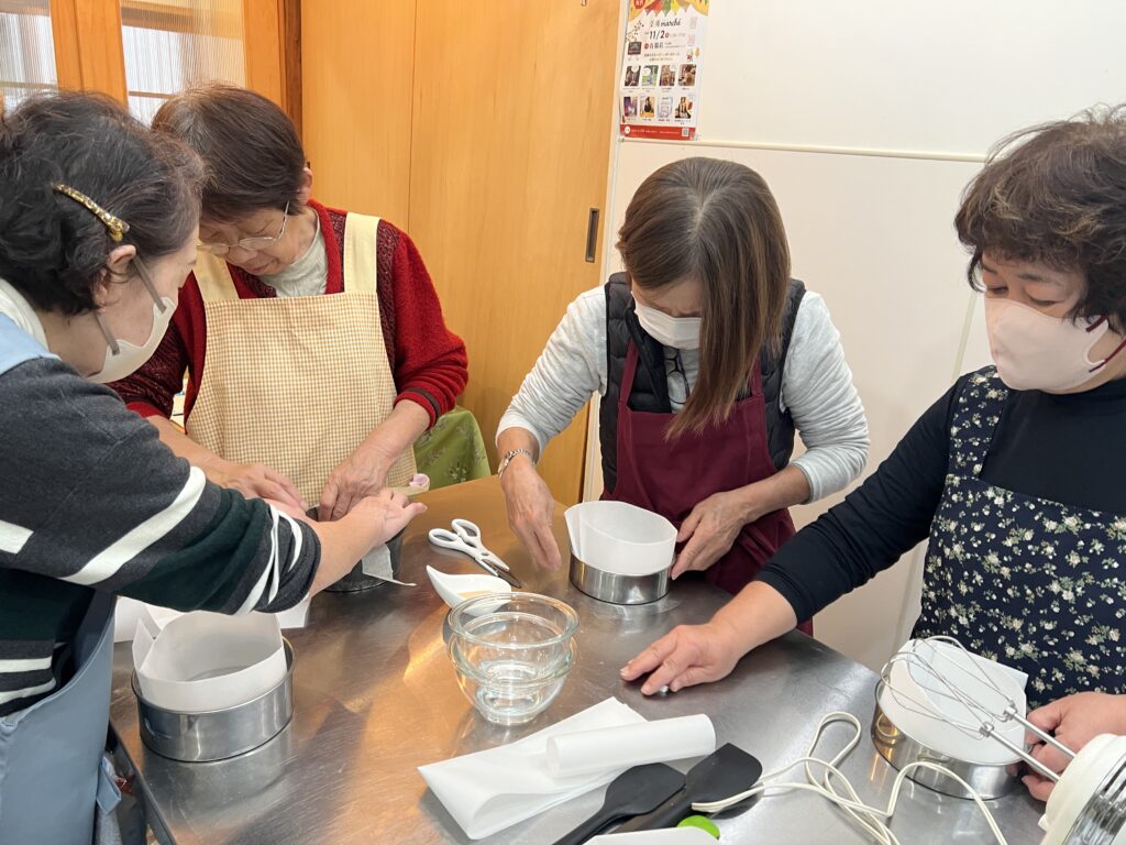 a-ta-sant'e 大阪市阿倍野区桃ヶ池町 低糖質パン教室 米粉パン教室 京都江部粉 米粉のジェノワーズレッスン 利野郁枝